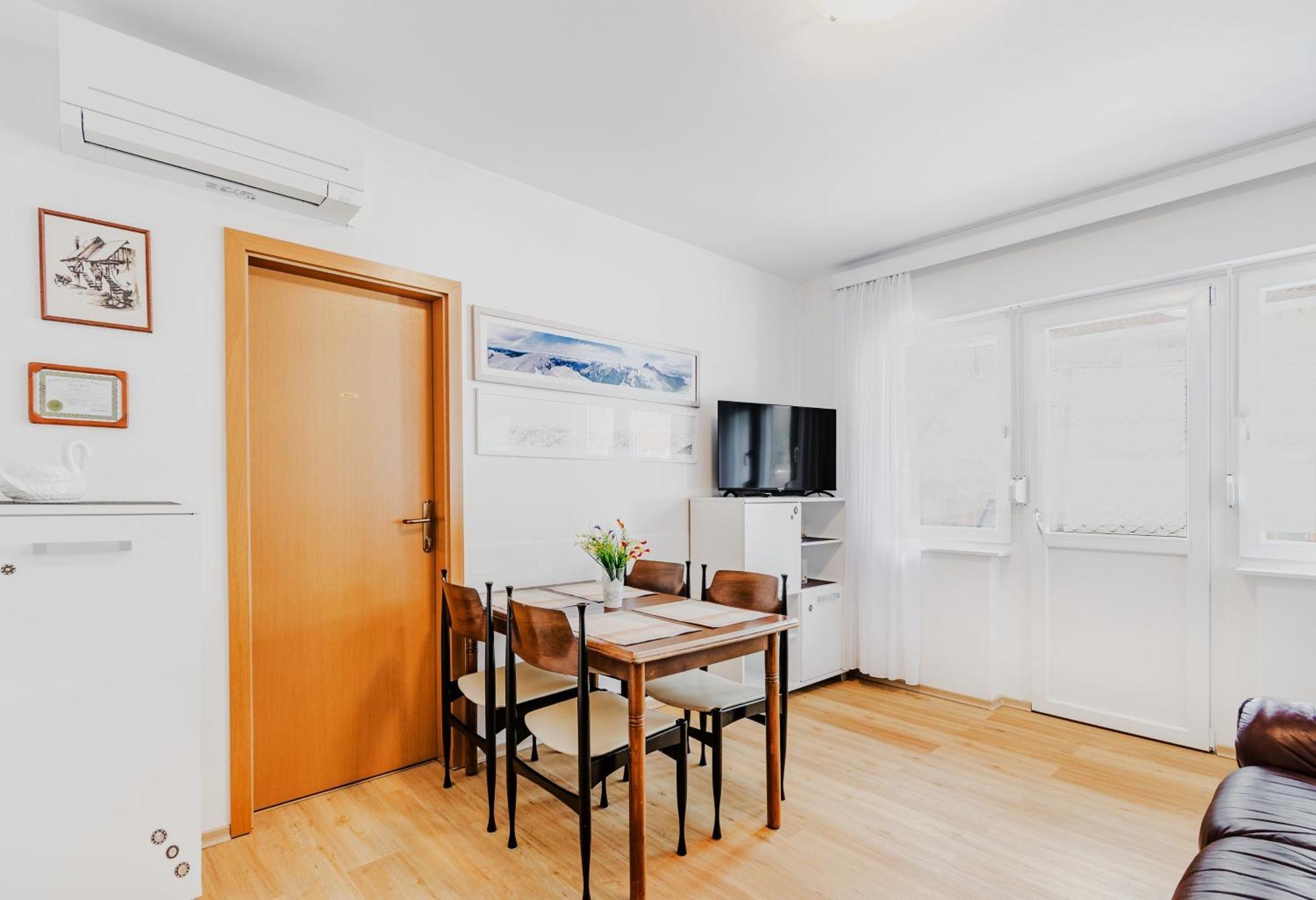 Apartma Mama Бовец Екстер'єр фото